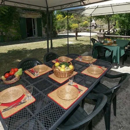 Сasa de vacaciones Agriturismo Il Palazzo Uno Costacciaro